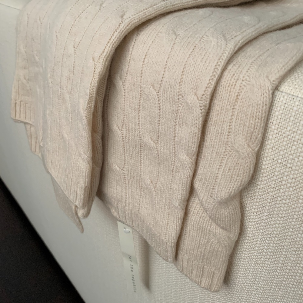 Cable Knit Cashmere Throw